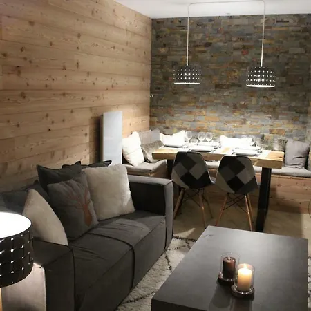 La Chamoisiere Apartment *